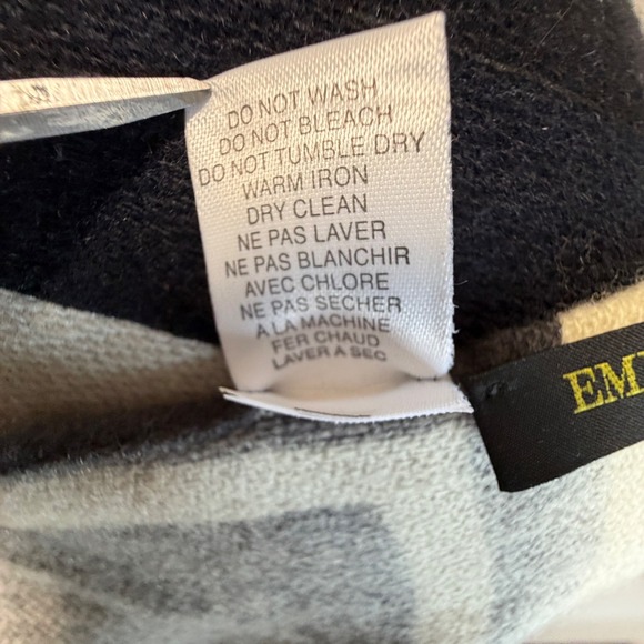 Emilio Pucci Firenze Geometric Pattern Cashmere Wool Shawl Cape Made in Italy - Picture 5 of 7